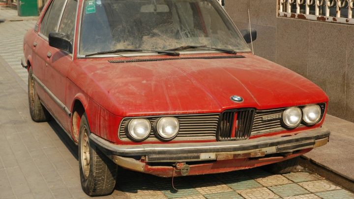 4 Things To Consider Before Selling a Junker Car