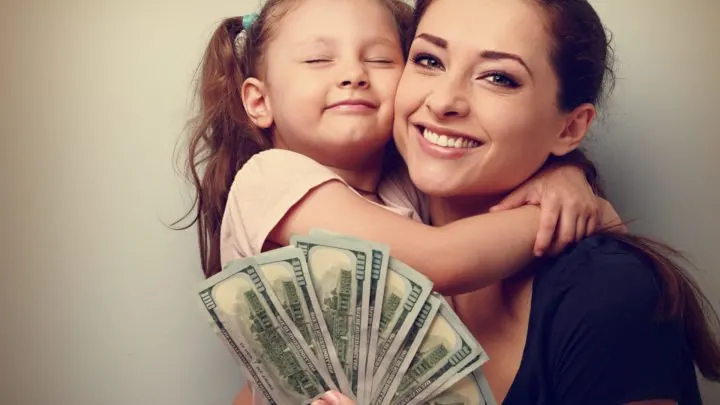 mom is grateful for these legit grants for single moms