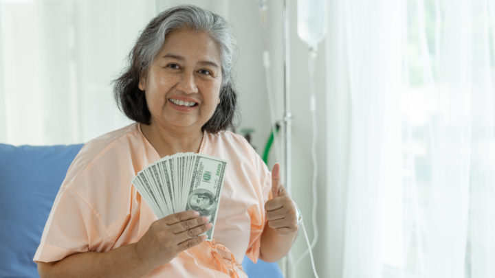 7 Helpful Services for Homebound Seniors
