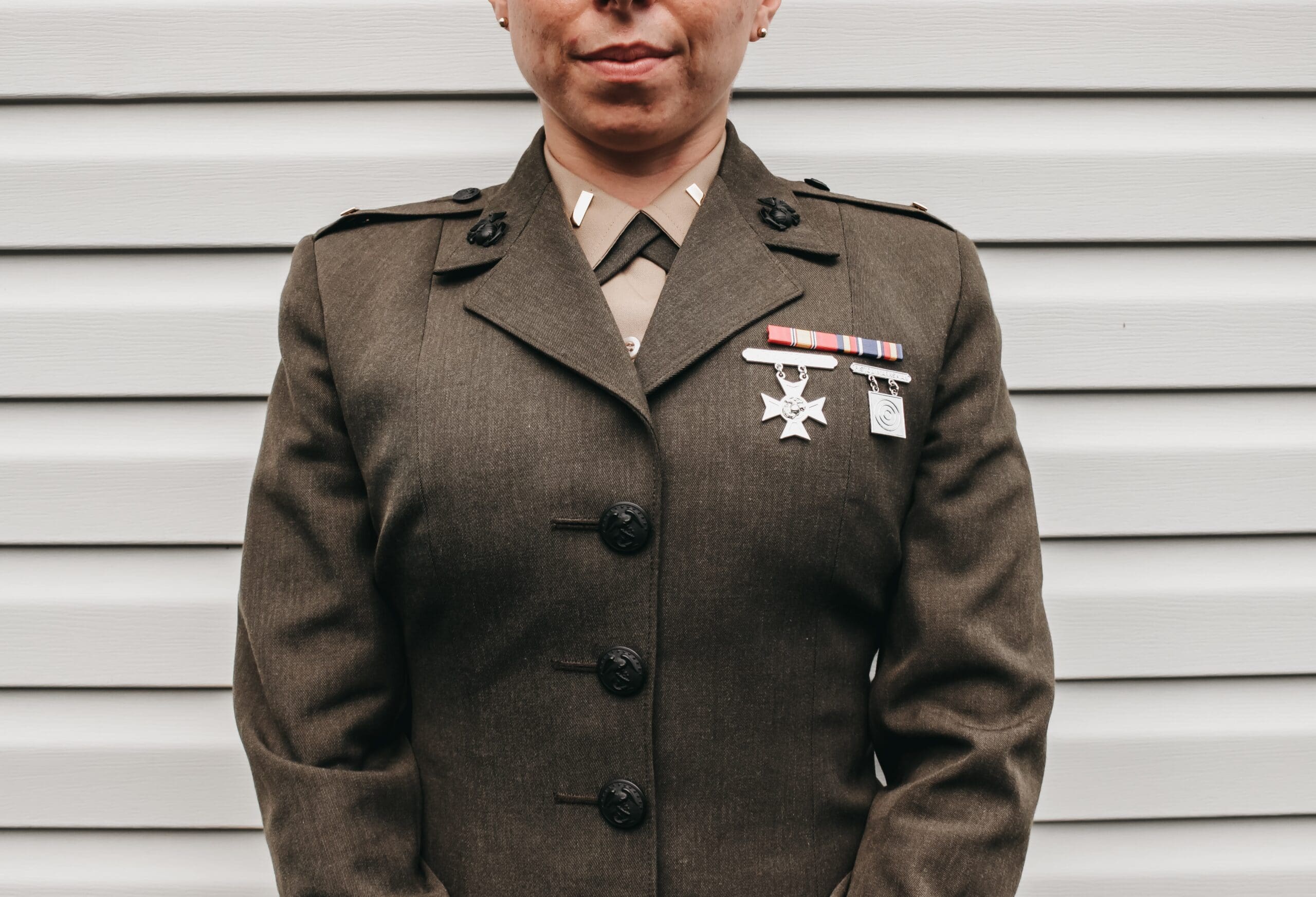 woman in military uniform for article on shopmyexchange