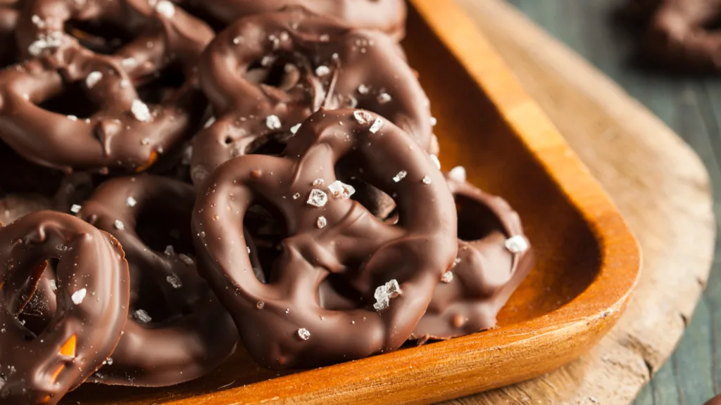 chocolate covered pretzels are easy DIY christmas gifts