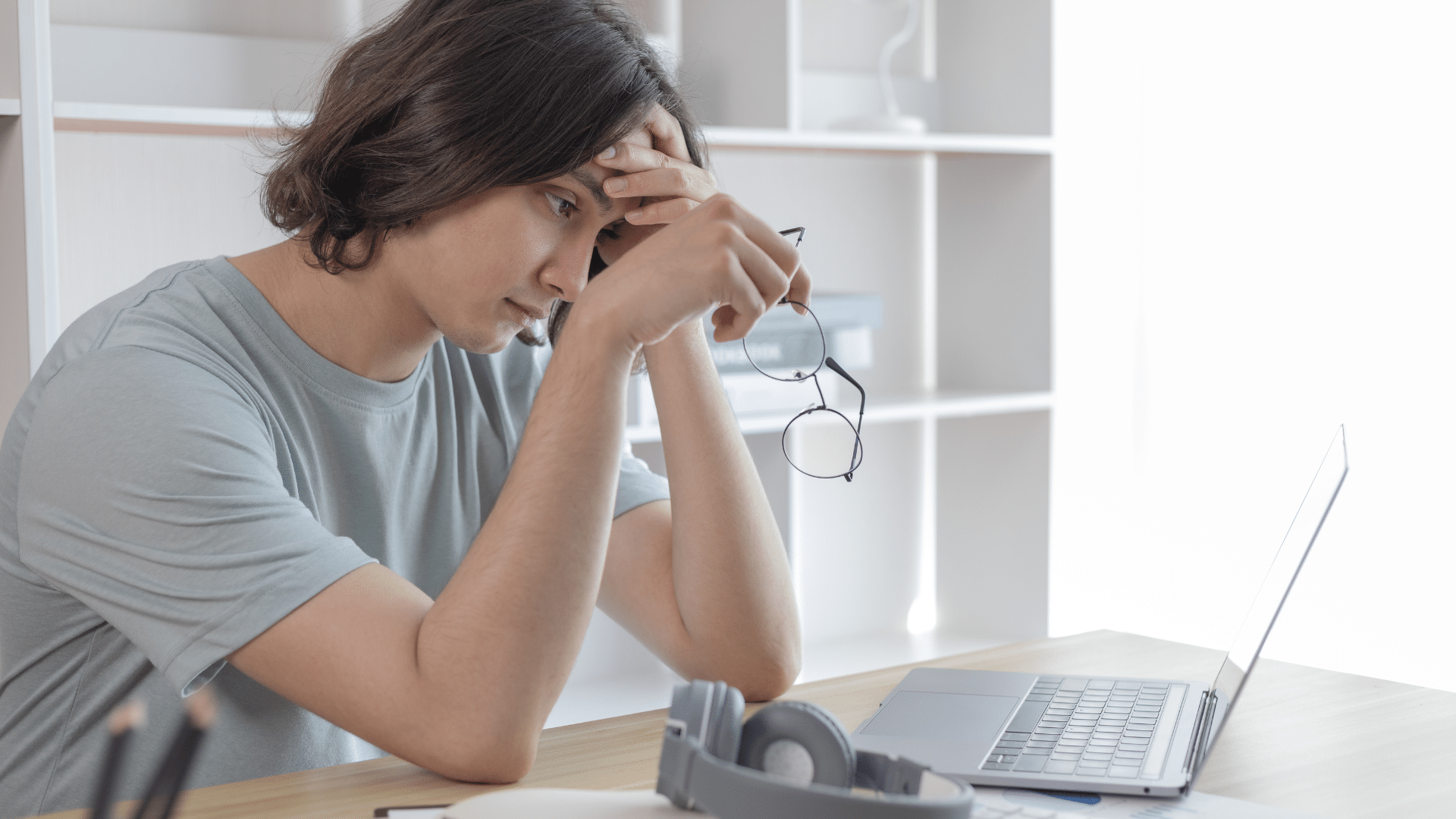 student worried about how to pay for college after new Republican proposal