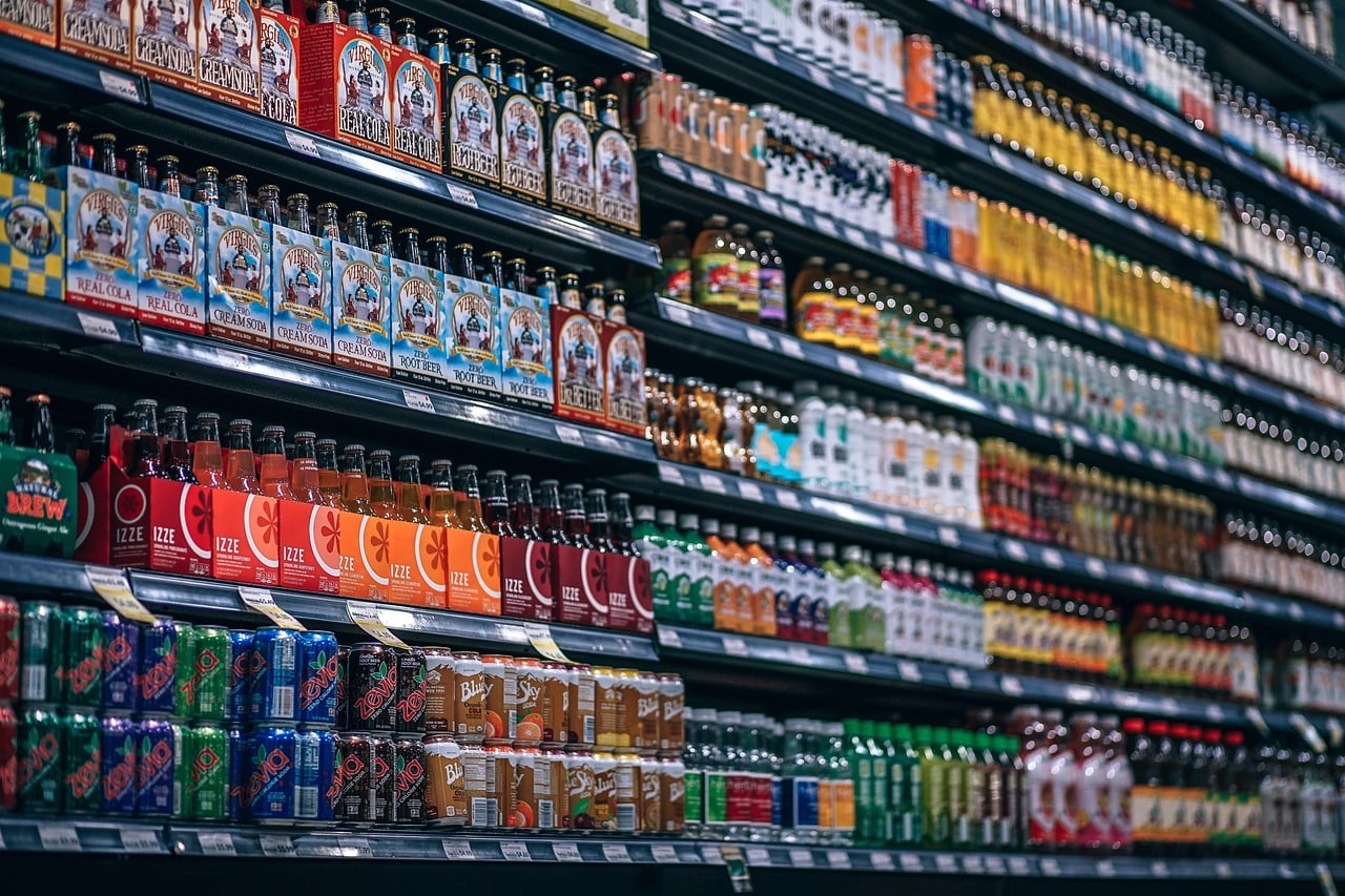 beverages, bottles, shelf, cans, coke, cola, consumption, diet, drink, supermarket, pepsi, shop, soda, sprite, lemonade, many, variety, store
